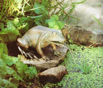 Rottenecker Bronzefigur Frosch, wasserspeiend